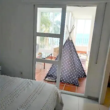 Prázdninový dům 3 Bedrooms House At 75 M Away From The With Sea View Shared Pool And Furnished Terrace